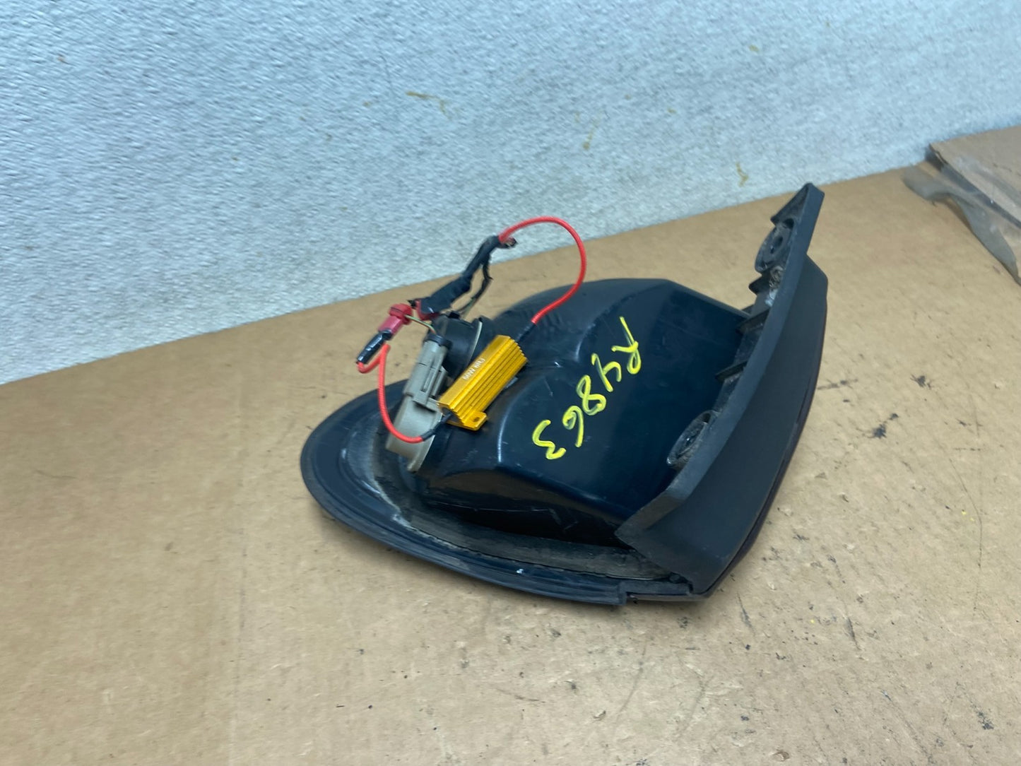 1998 - 1999 Ford Taurus Wagon Sedan Left Driver Side Tail Light Oem R4863 DW7
