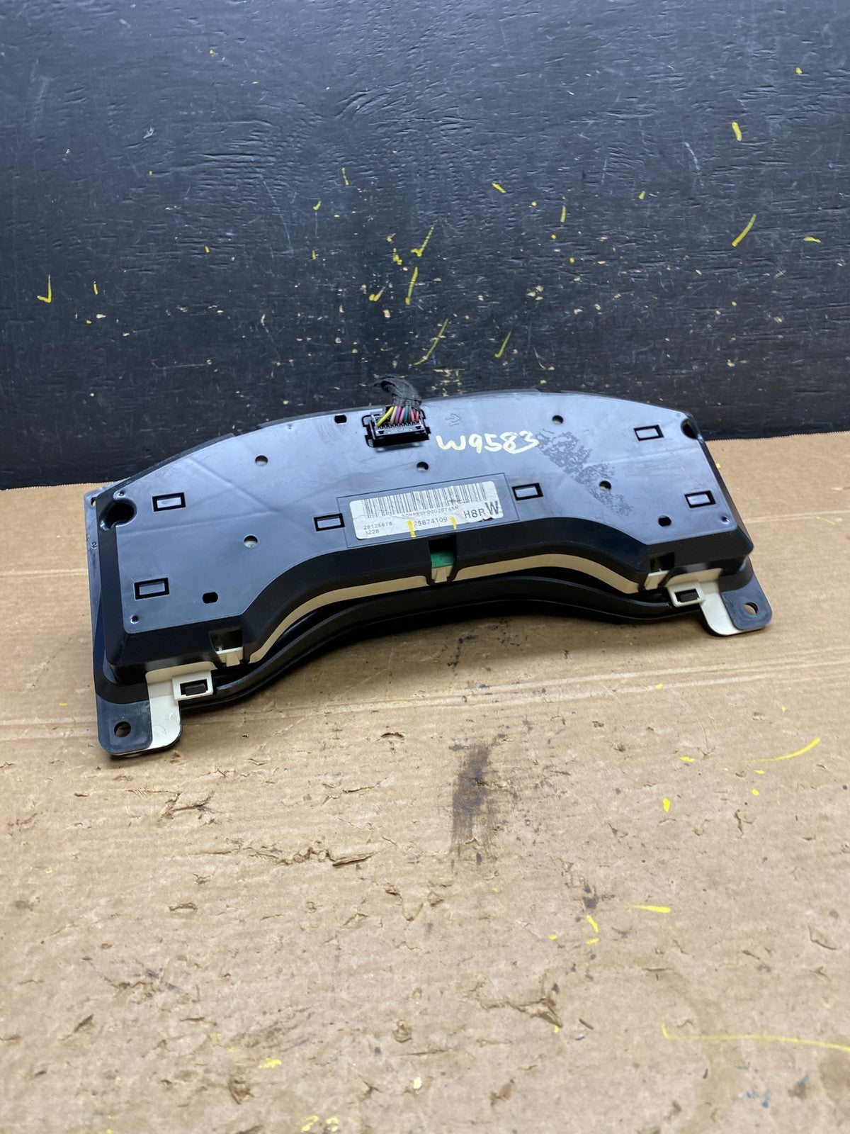 2008 to 2010 Chevrolet Express Speedometer Cluster Gauge w9583  DG6