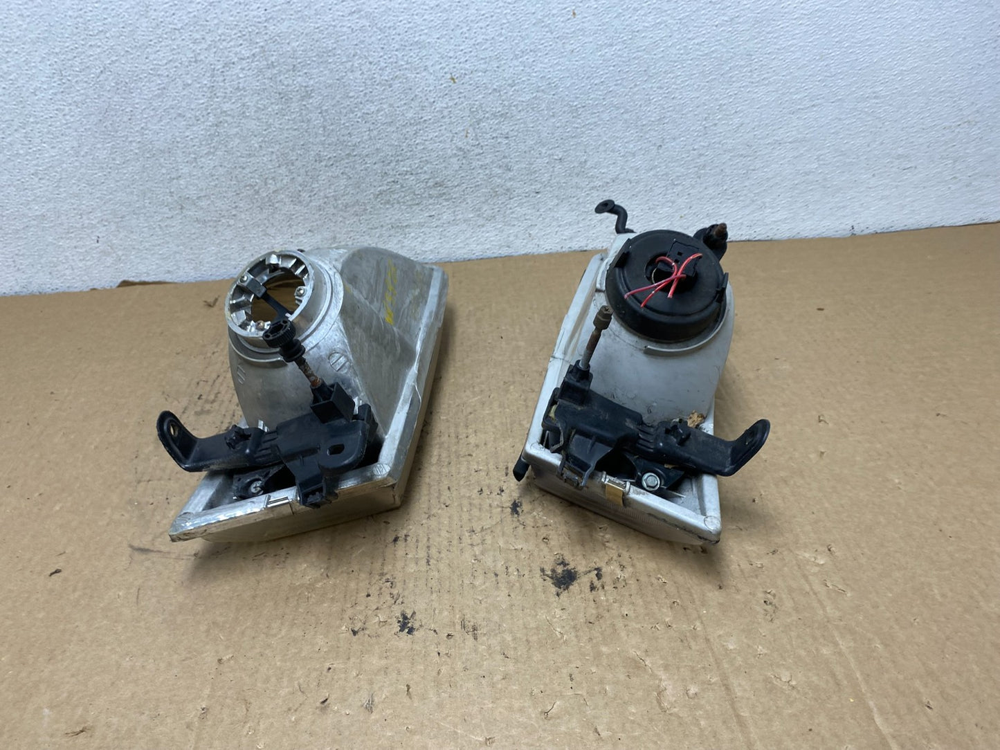 1997 1998 1999 Toyota Camry Left+Right Side Set Halogen Headlights AG2251 DW8