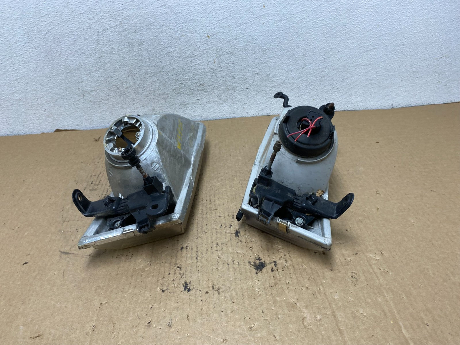 1997 1998 1999 Toyota Camry Left+Right Side Set Halogen Headlights AG2251 DW8