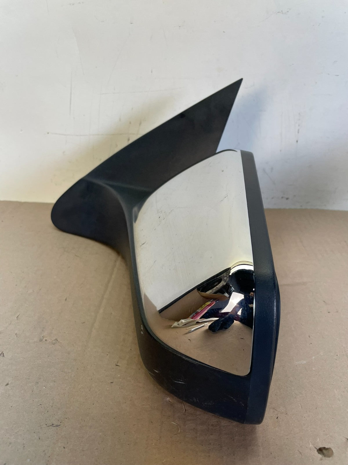 2008 to 2011 Ford Focus Left Driver View Door Mirror AH6498 DG8