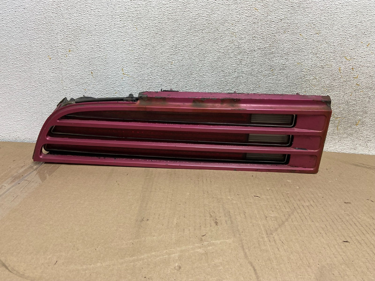 197 to 1978 Pontiac Firebird Left Driver LH Side Tail Light ah6691 DG0