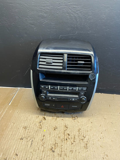 2011 to  2014 Mitsubishi Outlander Sport Center Radio AM/FM Air Vent ab5867 DG0