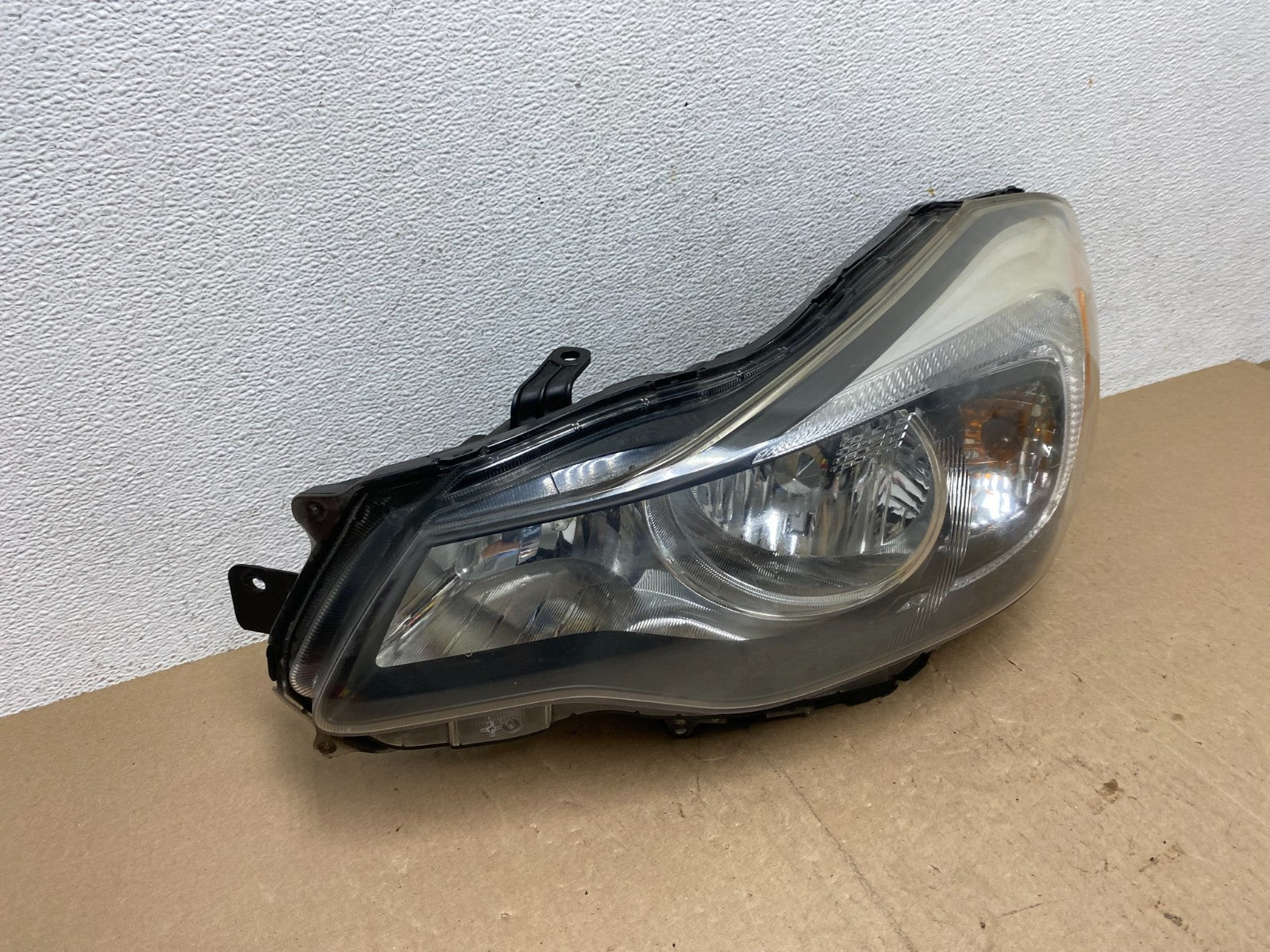 2012-2016 Subaru Impreza Crosstrek Left Driver LH Halogen Headlight AE6751 DW2
