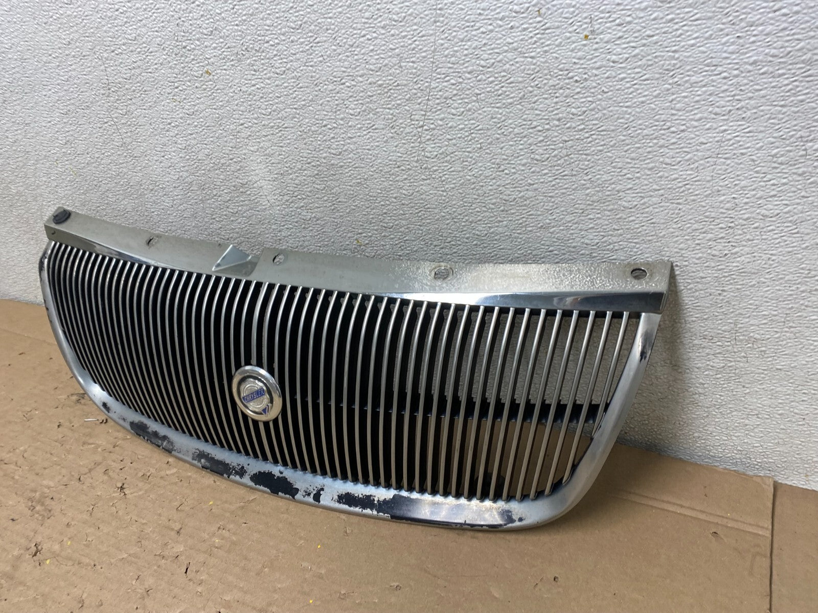 1995 - 1998 Chrysler Cirrus 95-96 Dodge Stratus Chrome Grille G69051