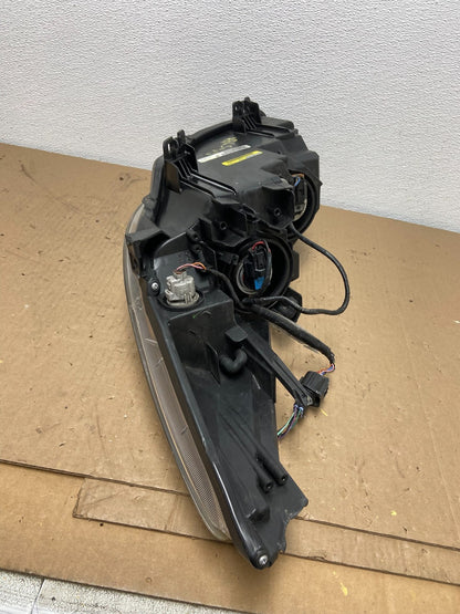 2010 - 2013 Mazda 3 Halogen Right Passenger Rh Side Headlight AB6588 DW7