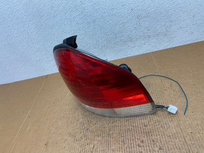 2005 to 2006 Hyundai Santa Fe Right Passenger Rh Side Tail Light AE1326 LK1