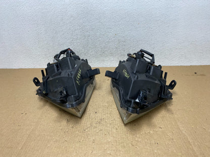 2008 to 2012 Nissan Pathfinder Halogen Headlights Left+Right AF9866 DW11