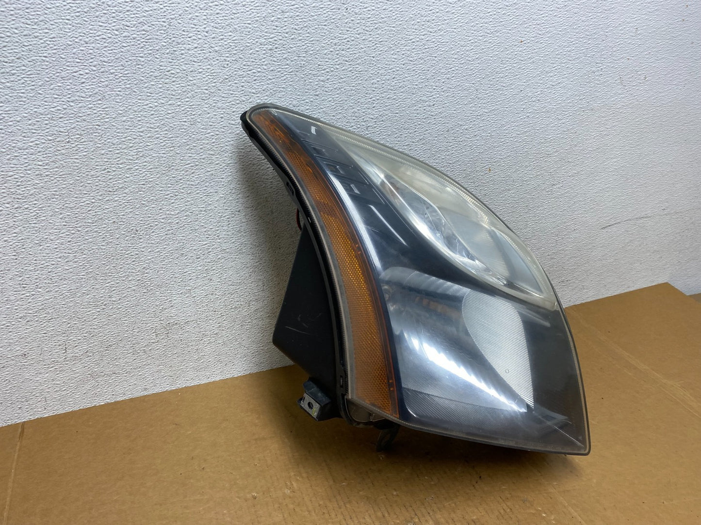 2010 2011 2012 Nissan Sentra Halogen Right Passenger Black Headlight AD9182 DW2