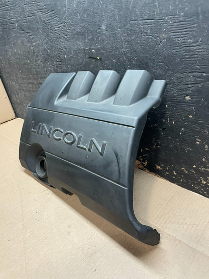 2009 to 2012  Lincoln MKS 3.7L Engine Motor Cover Z8318 DG2