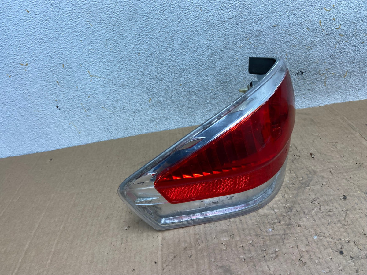 2008 2009 2010 2011 Ford Focus Sedan Left Driver Lh Side Tail Light AI5648 LK2