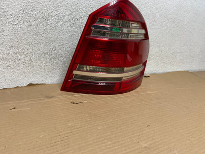 2007 to 2009 Mercedes GL-Class GL450 Right Passenger Tail Light AG8104 LK1
