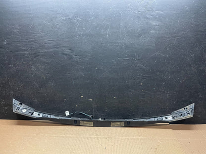 2011 2012 2013 2014 Chrysler 200 Sedan Rear Trunk Chrome Moulding Oem J3885 DG5