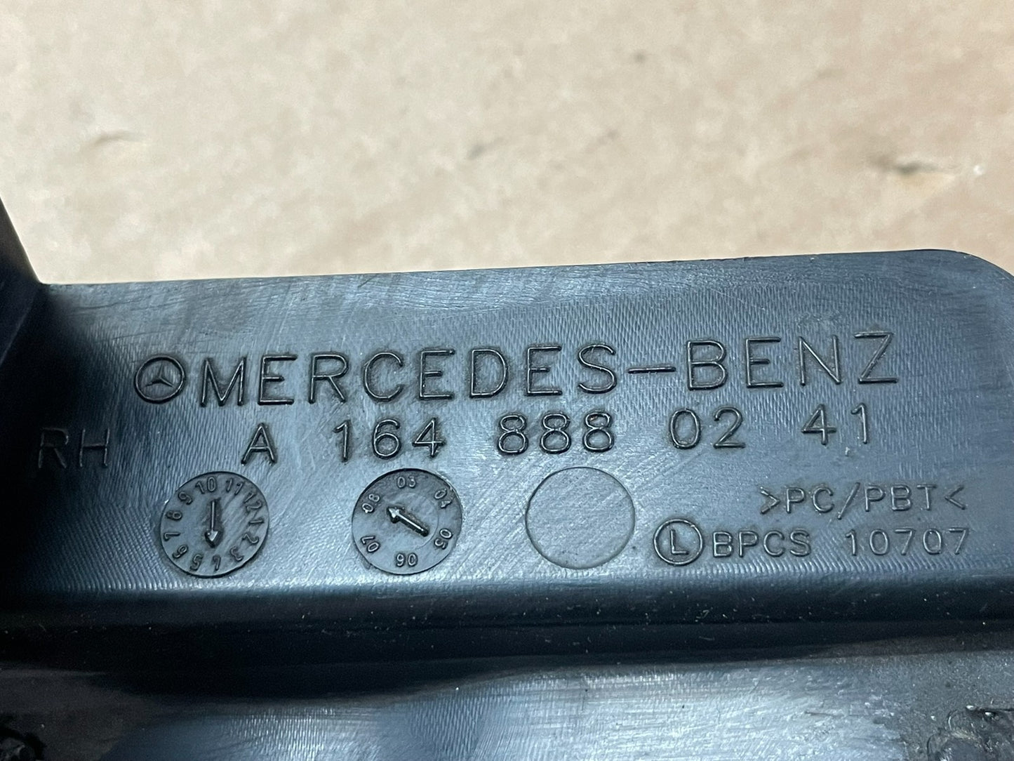 2006 2007 2008 Mercedes Benz ML350 ML550 Front Upper Grill Grille AF8517 DG4