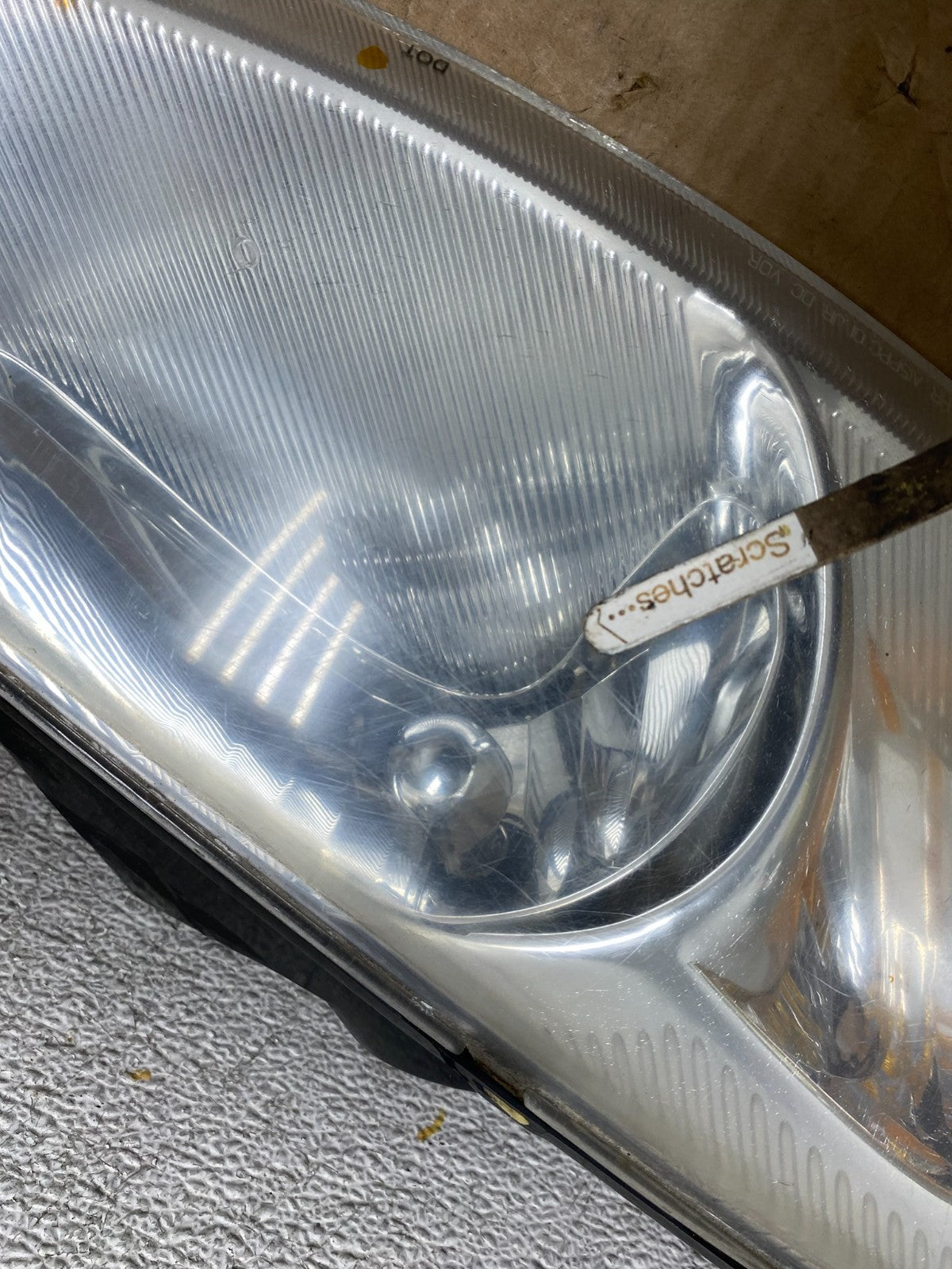 2001 to 2002 Chrysler Sebring Left+Right Side Headlights AI7896 DW3