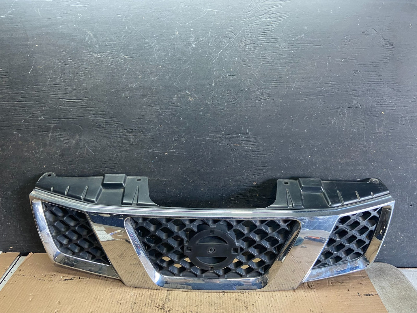 2005 2006 2007 Nissan Pathfinder Chrome Front Upper Grill Grille Oem Q3304 DG0