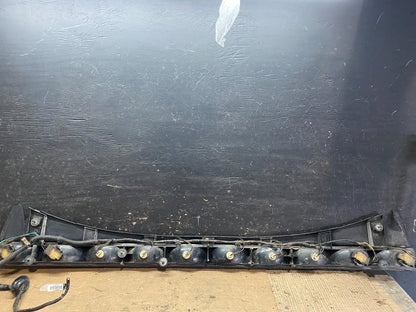 1986 to 1989 Oldsmobile Toronado Rear Center Tail Light Panel OEM V9578 PS6