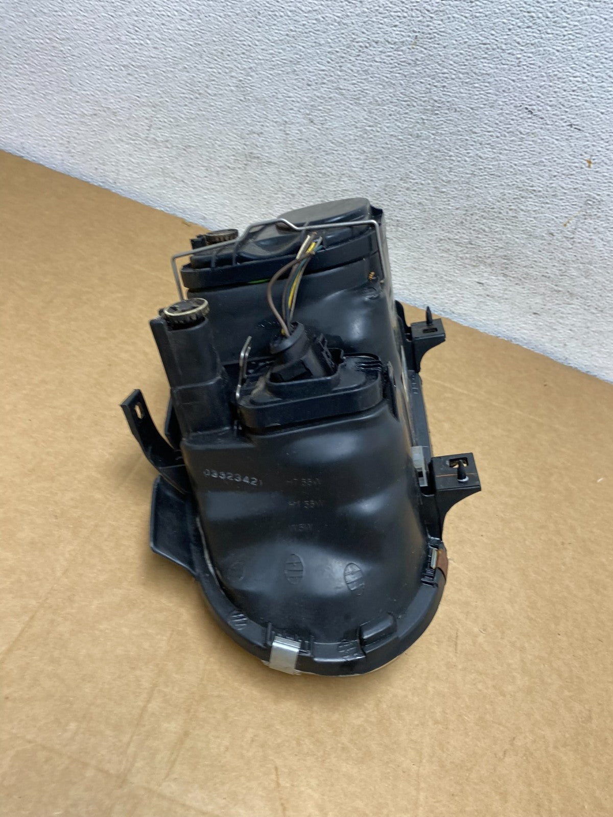 1997-2003 Volkswagen Golf MK4 Right Passenger Side Halogen Headlight AD5287 DW7