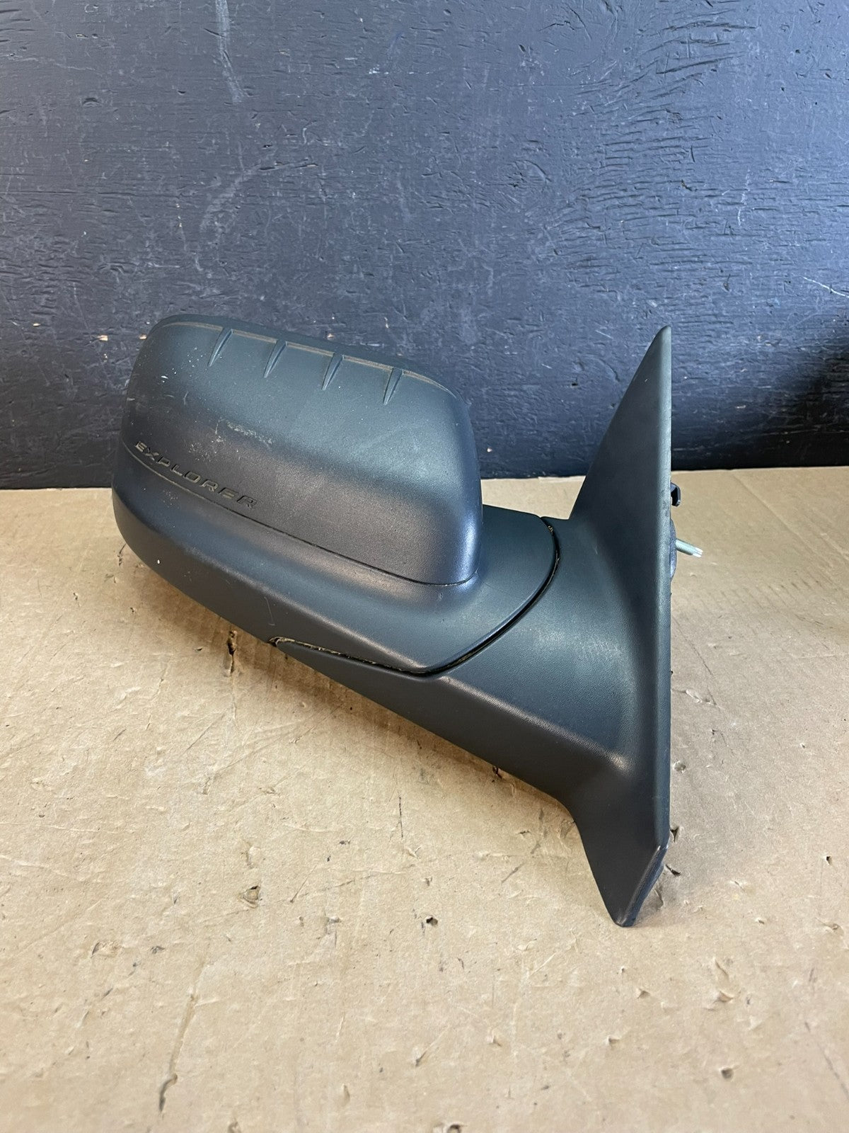 2011 to 2015 Ford Explorer Right Passenger View Door Mirror AD5895 DW1