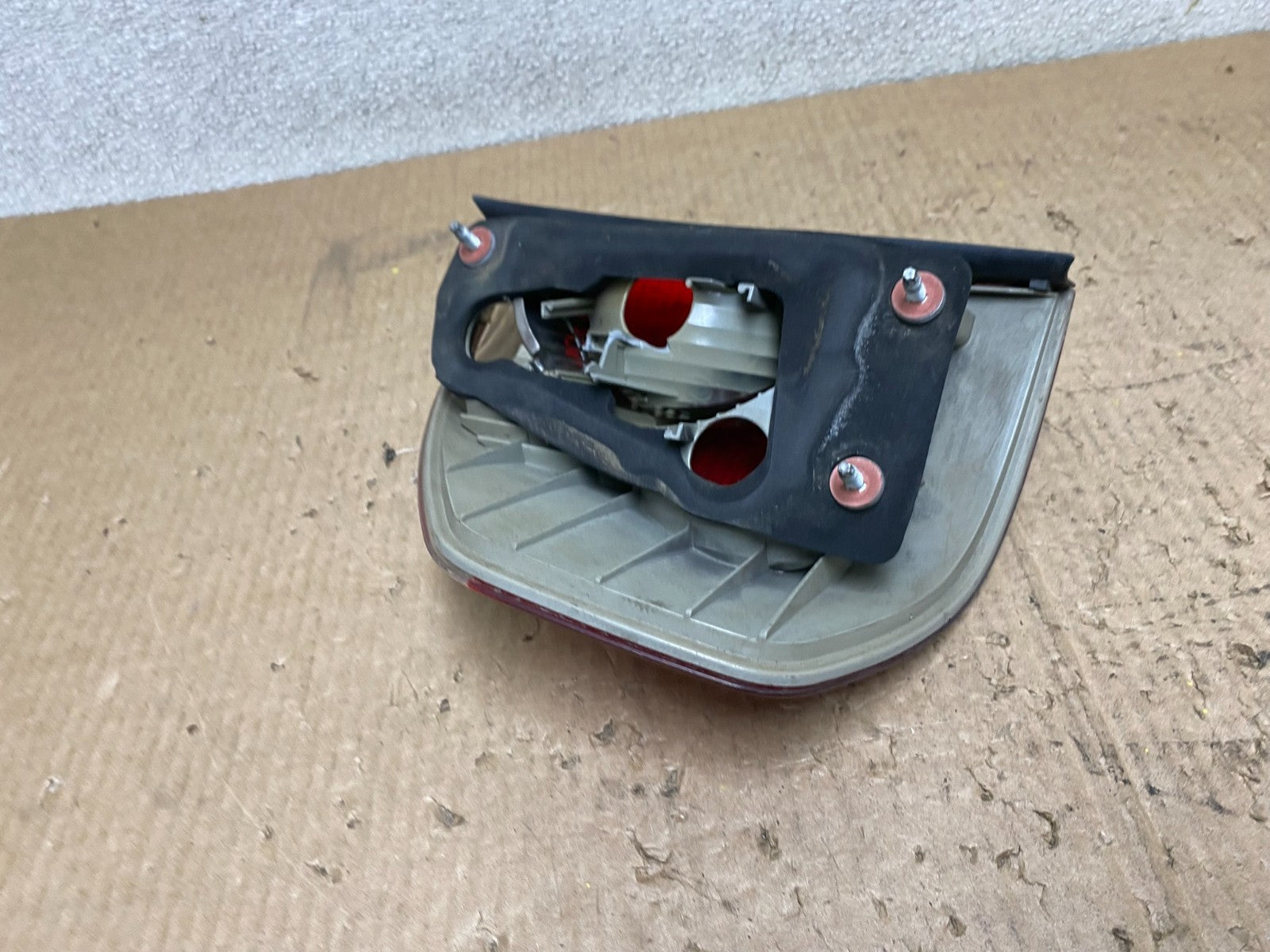 2004 2005 2006 Bmw X3 Right Passenger Rh Side Tail Light OEM W7524 DW8