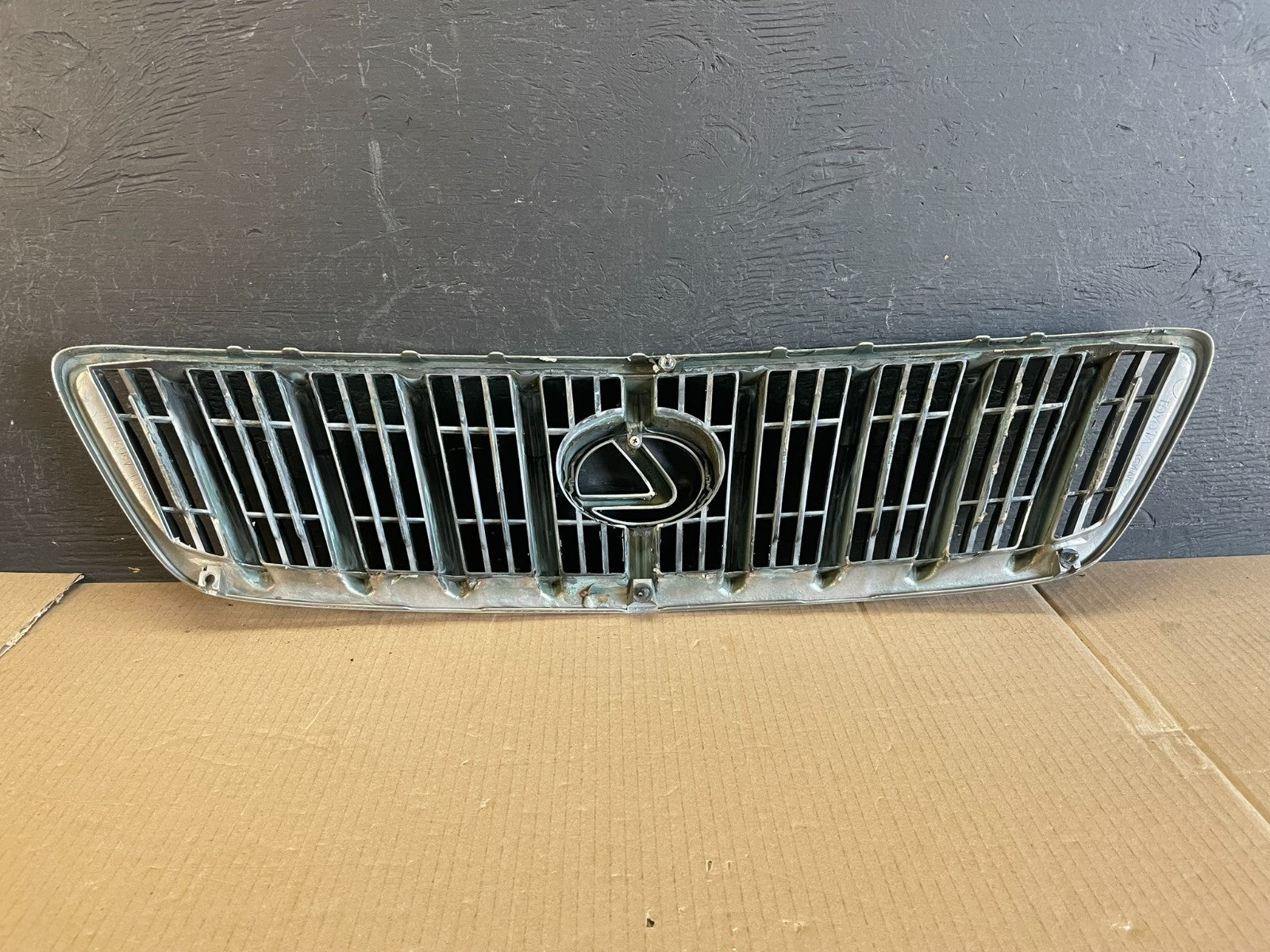 1999 to 2003 Lexus RX300 Front Upper Grill Grille ae3557 DG3