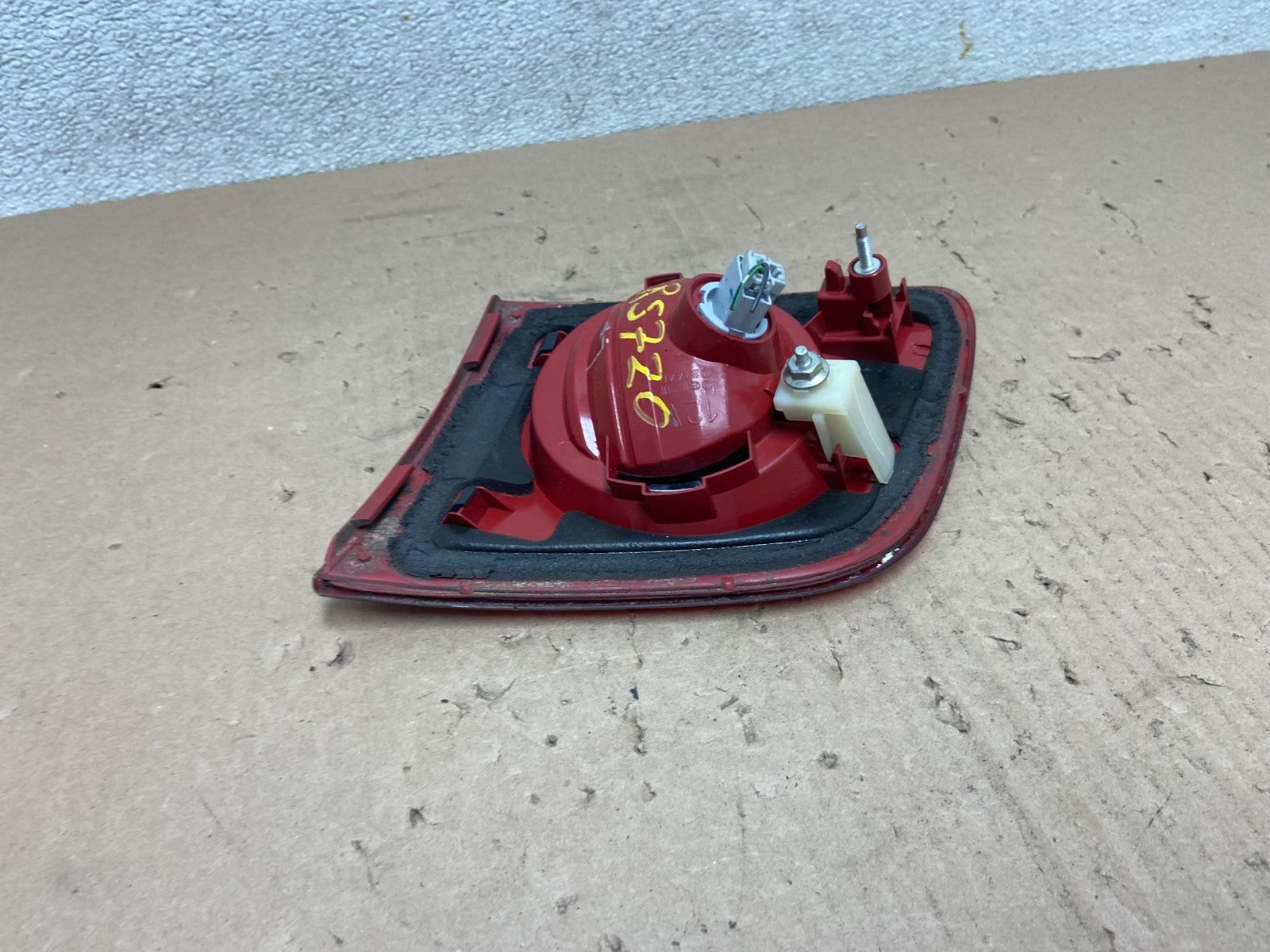 2004 2005 2006 Mazda 3 Sedan Left Driver LH Side Tail Light inner OEM R57204