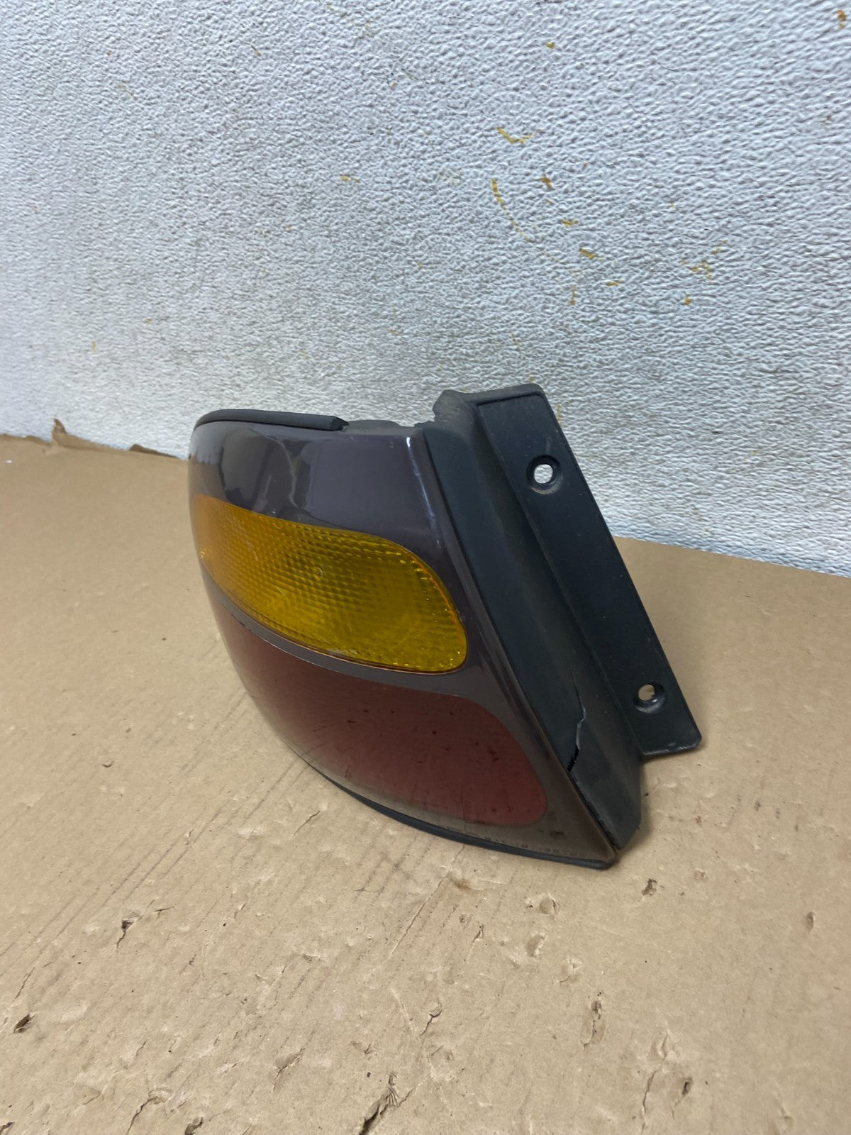1996 to 1997 Ford Taurus Wagon Left Driver LH Side Tail Light AH2693 DG1