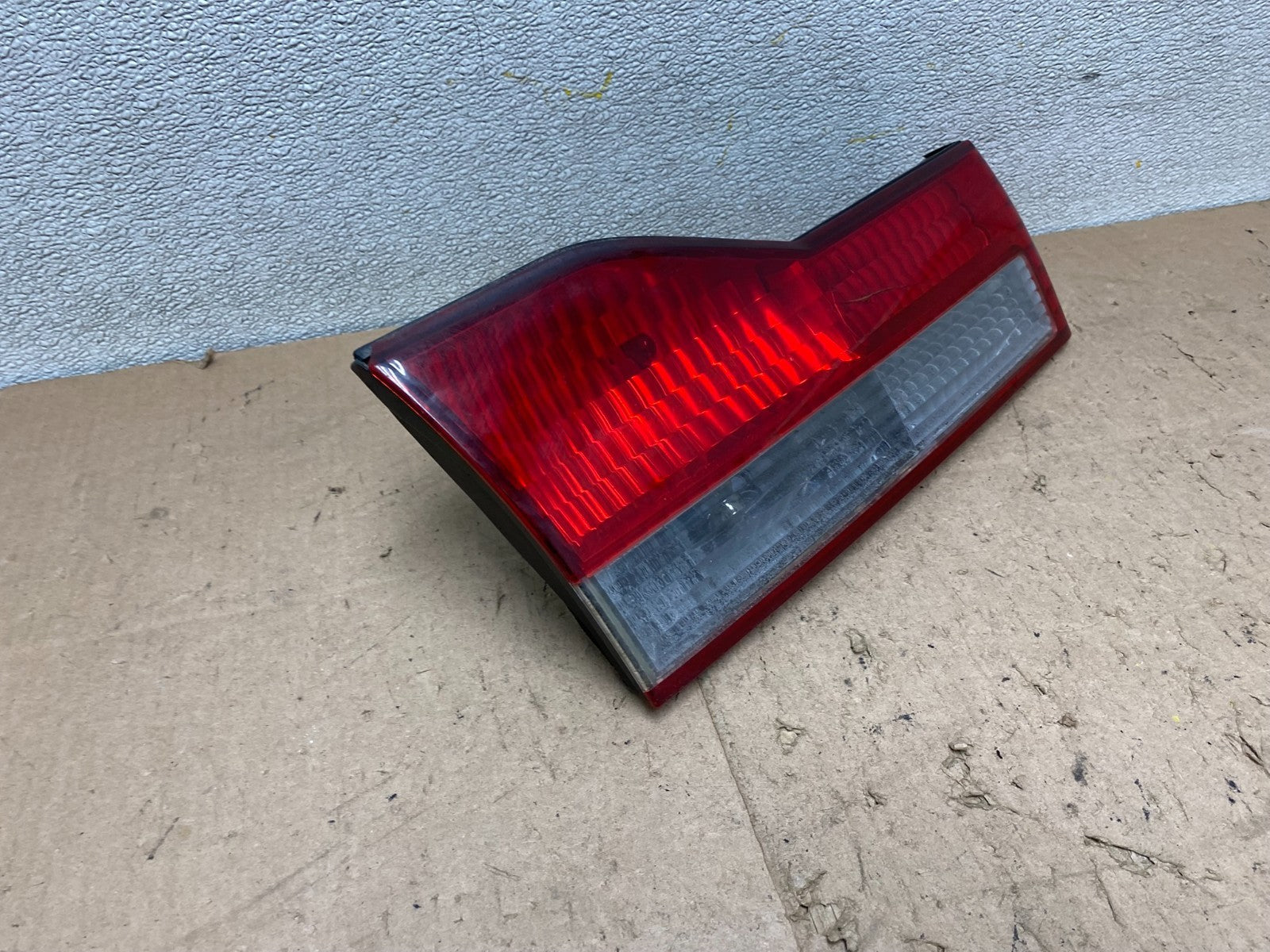 2001 to 2002 Honda Accord Left Driver LH Side Inner Tail Light OEM W2970 DW2