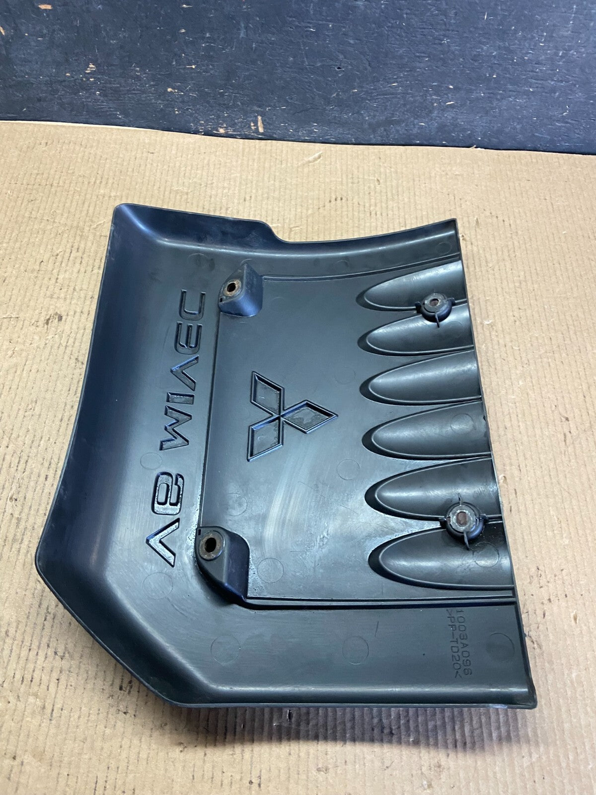 2007 to 2020 Mitsubishi Outlander GT 3.0L V6 Mivec Engine Cover n8310 DG7