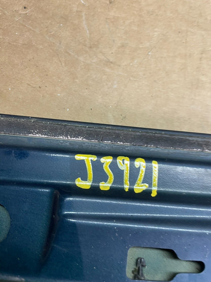 2005 to 2010 Honda Odyssey Right Side Rail Cover Quarter Trim Molding J3921 DG10