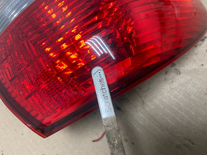 2002 2003 2004 Infiniti I35 Left Driver LH Side Tail Light AF7051 DW3