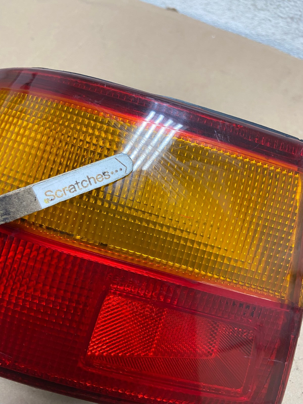 1992 to 1995 Honda Civic Left Driver LH Side Tail Light AH9349 LK3