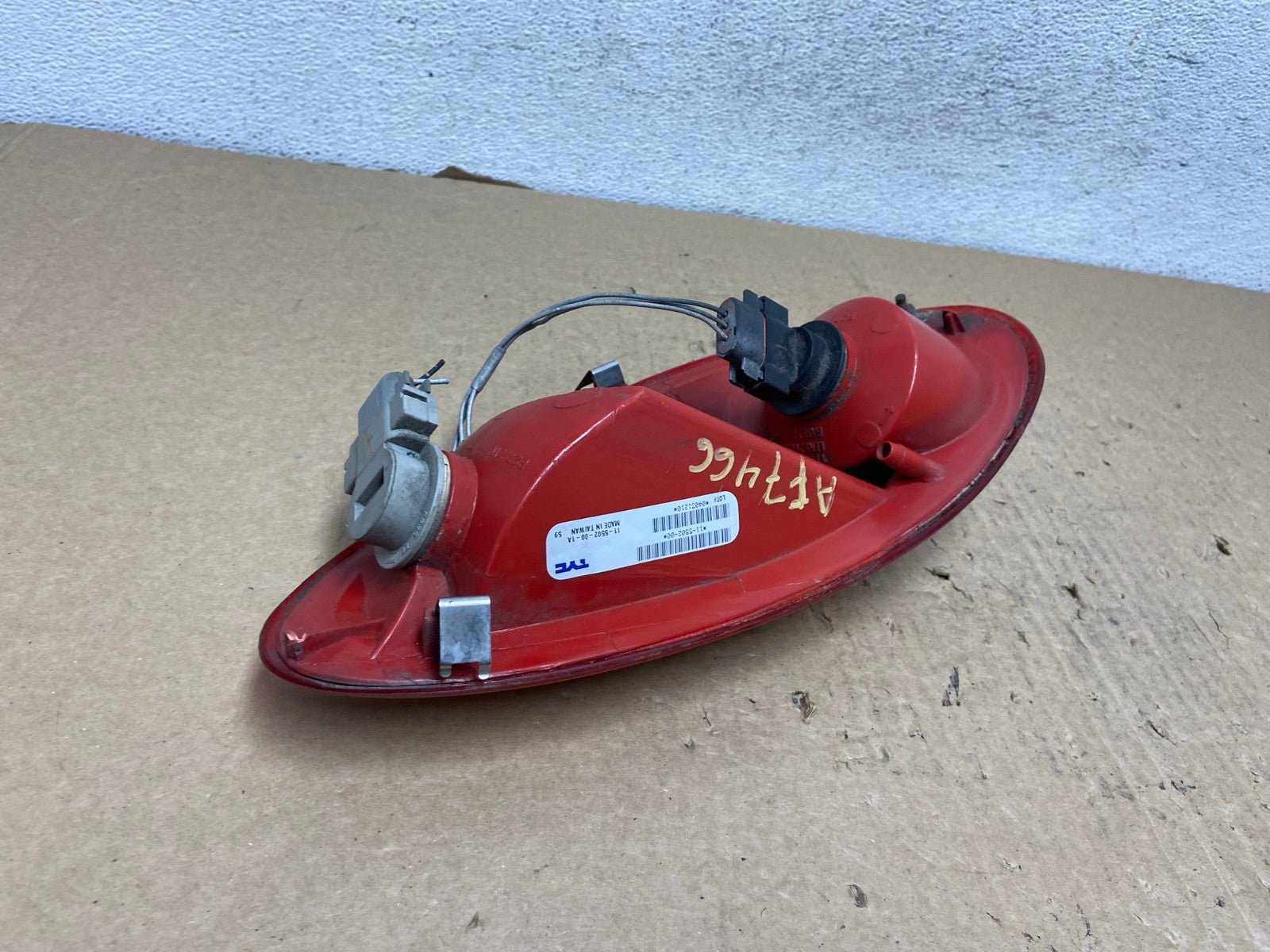 2001-2005 Chrysler PT Cruiser Left Driver LH Side Tail Light DEPO AF7466 LK4