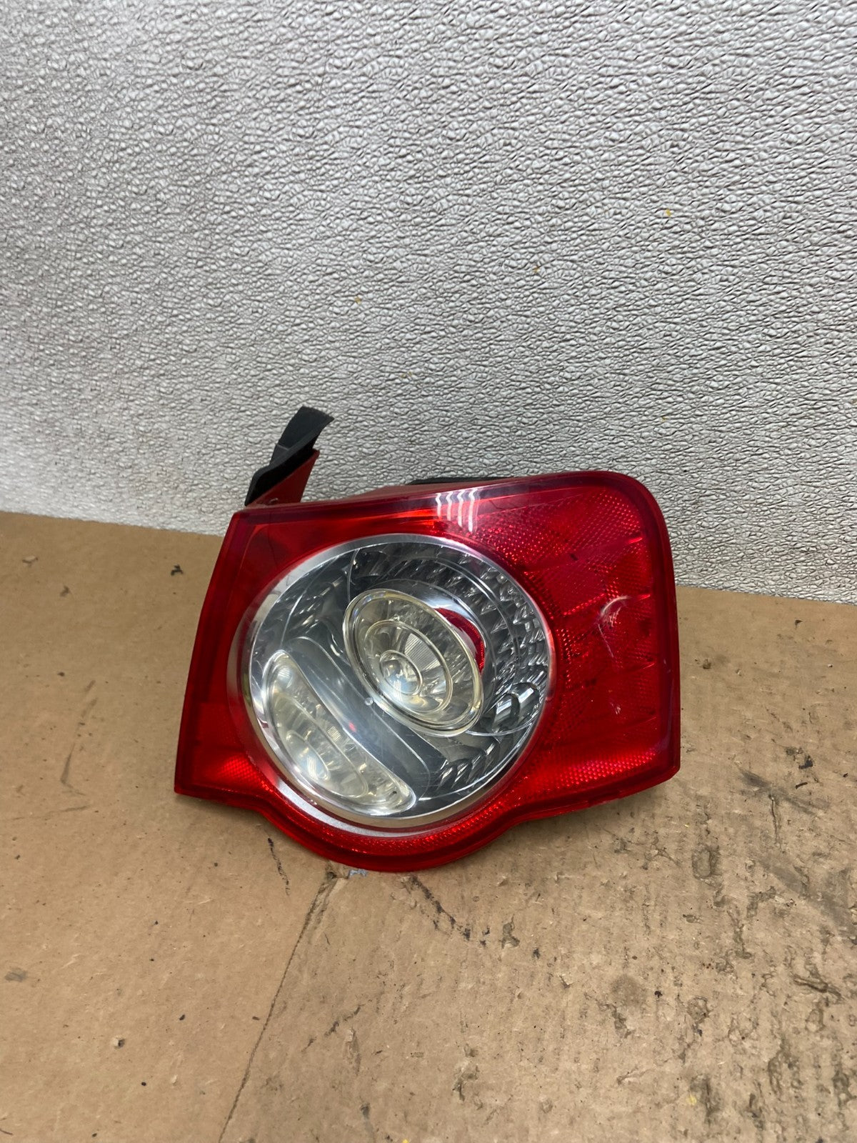 2006 to 2010 Volkswagen Passat Sedan Right Passenger Tail Light OEM AA0220 DW0