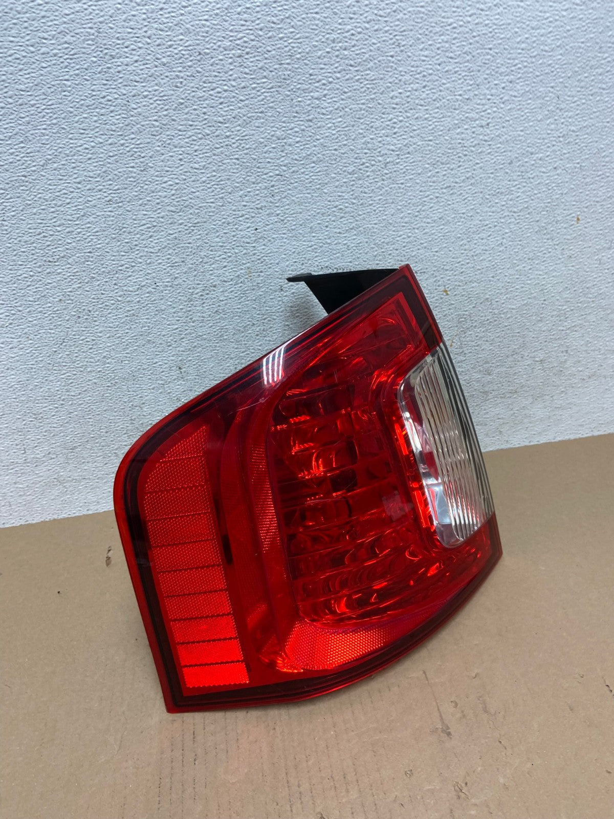2011 2012 2013 2014 Ford Edge Tail Light Left Driver Lh Side AE7214 LK2