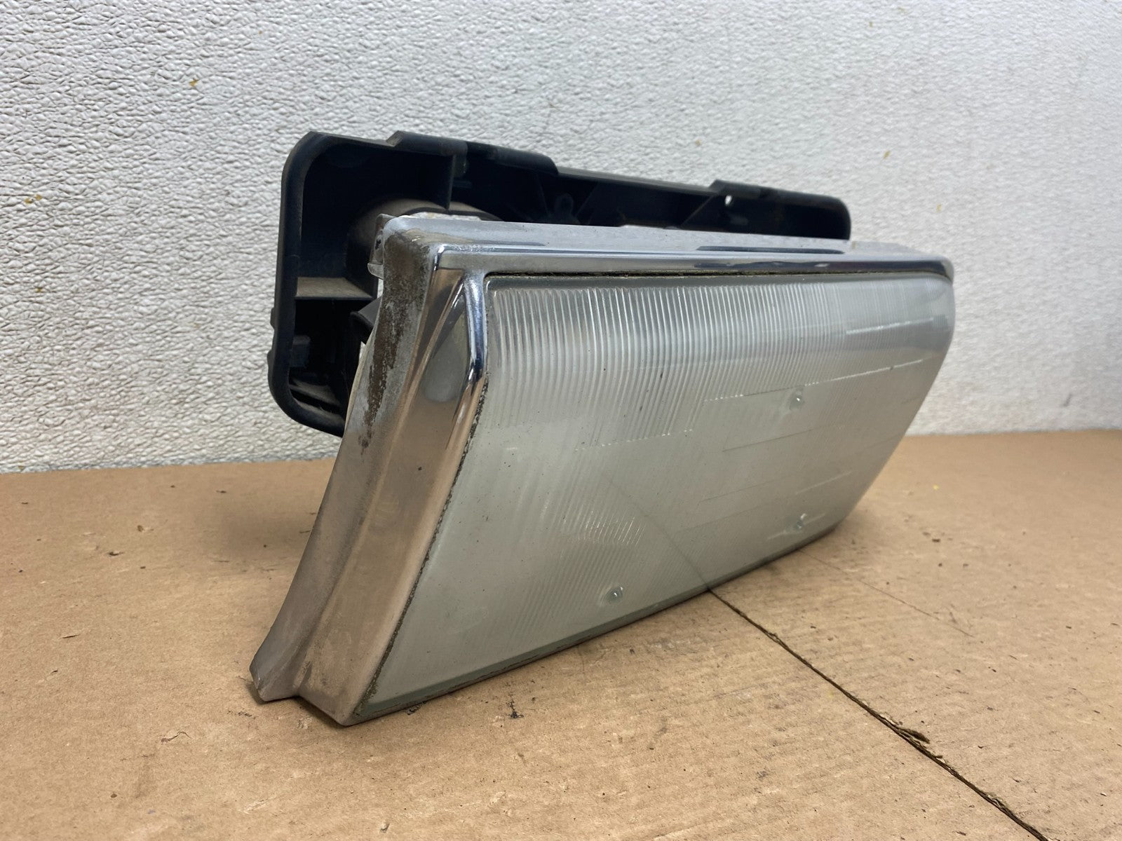 1988 - 1992 Jaguar Xj8 Vanden Plas Left Driver LH Halogen Headlight Oem p2428 DG2