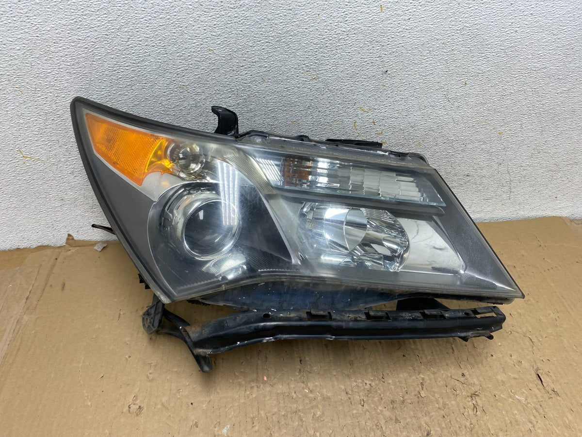 2007 2008 2009 Acura MDX Headlight Xenon HID Right Passenger RH AH2930 DW0