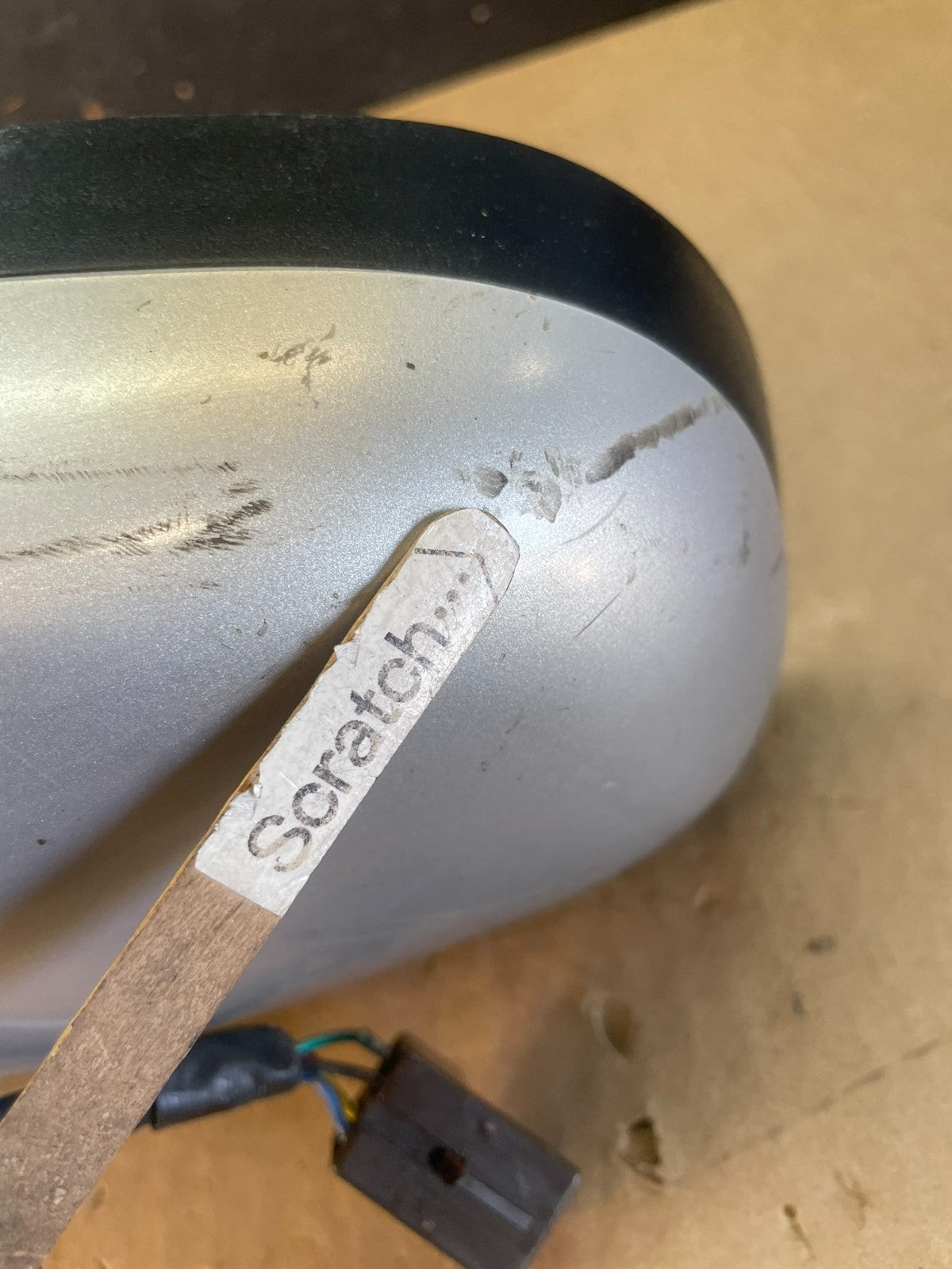 2002 to 2008 Ford Crown Victoria Driver Left Side View Door Mirror AD5690 DW6