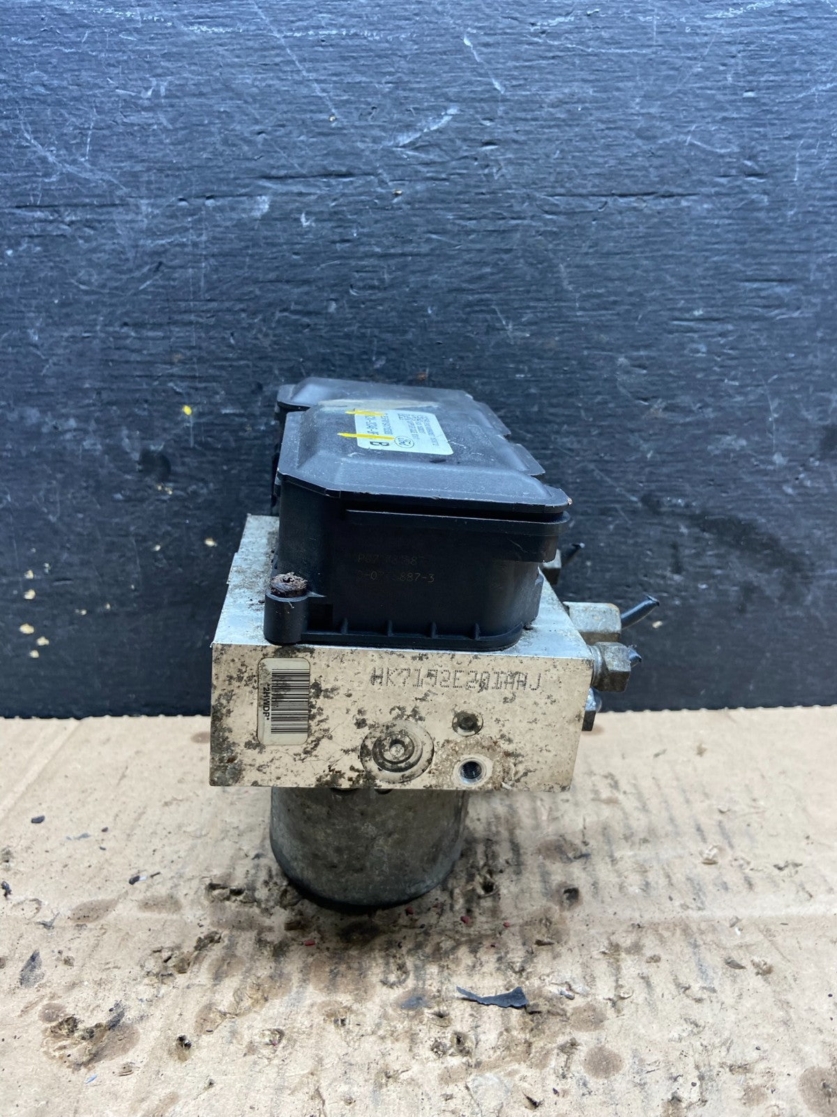 2011 - 2014 Ford E250 E350 Van ABS Anti Lock Brake Pump Module q6124 DG1