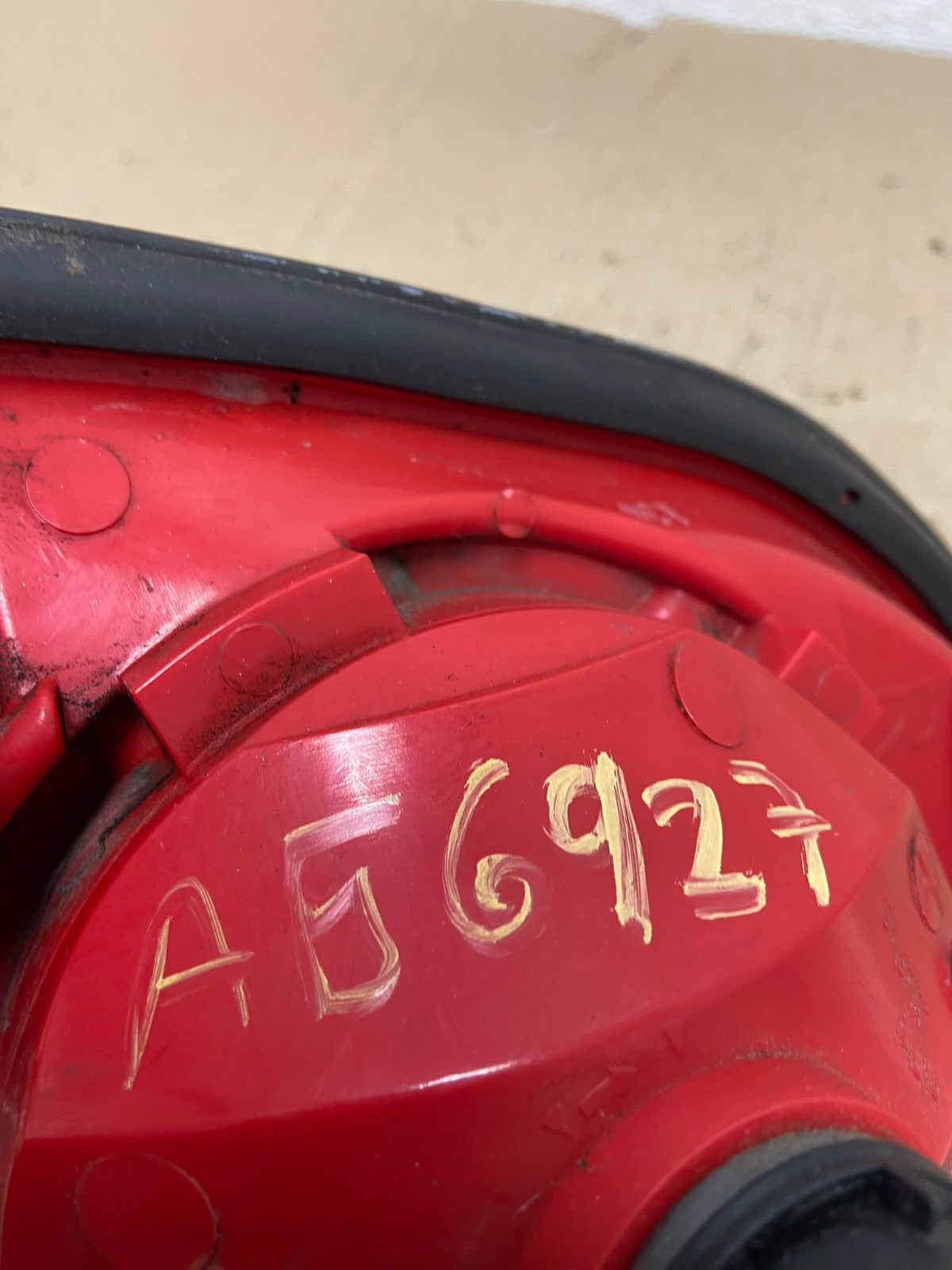 2008 2012 Chevrolet Malibu Right Passenger RH Side Tail Light AG6927 LK8
