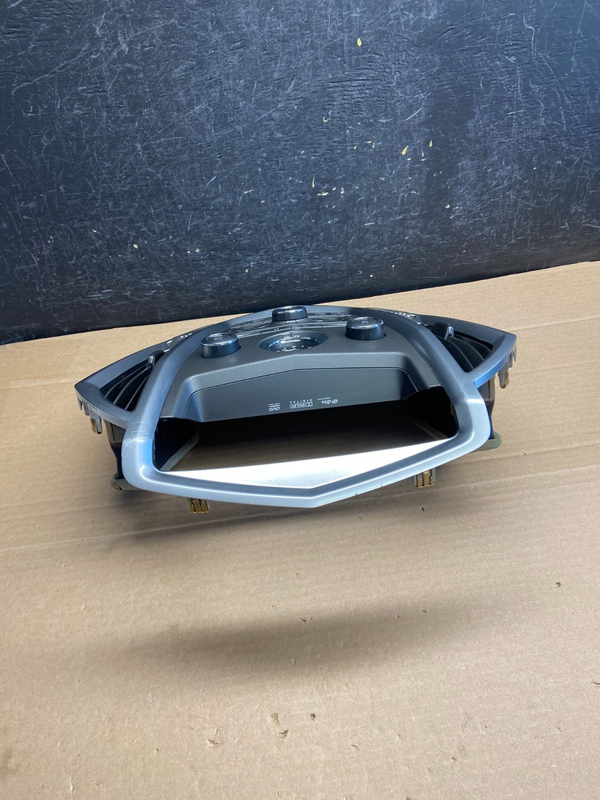 2011-2012 Cadillac SRX A/C Heater Radio Climate Control Panel Bezel OE AG5018 DG2