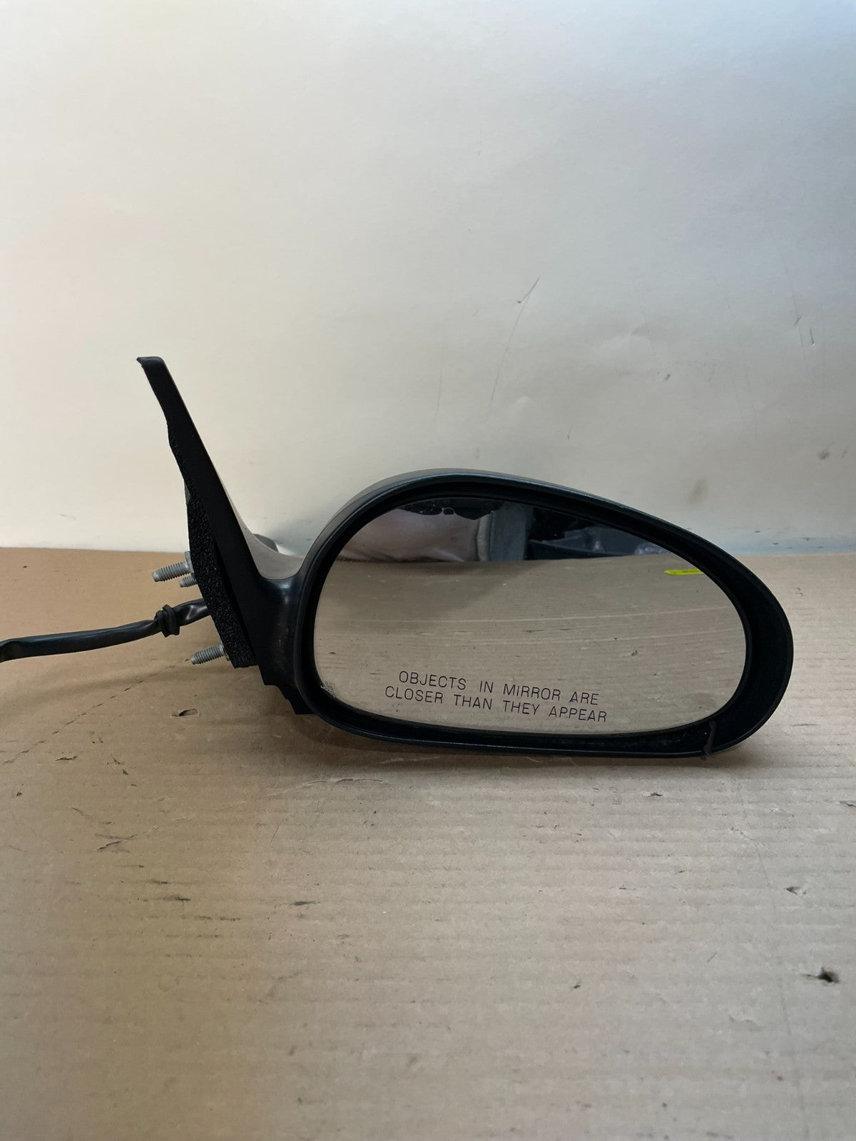 2001 to 2004 Ford Mustang Passenger Right Side View Mirror AH8707 Dg6