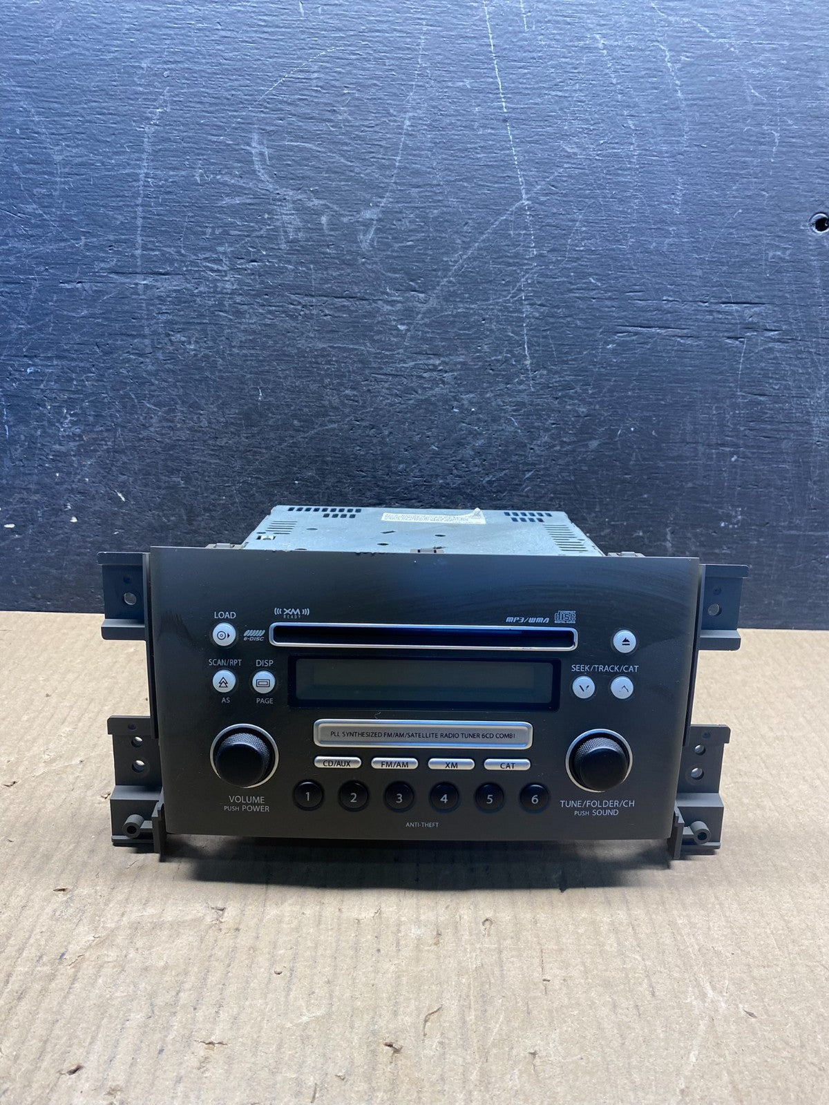 2006 2008 Suzuki Grand Vitara Radio MP3 AM/FM CD Player AG3994 DG0