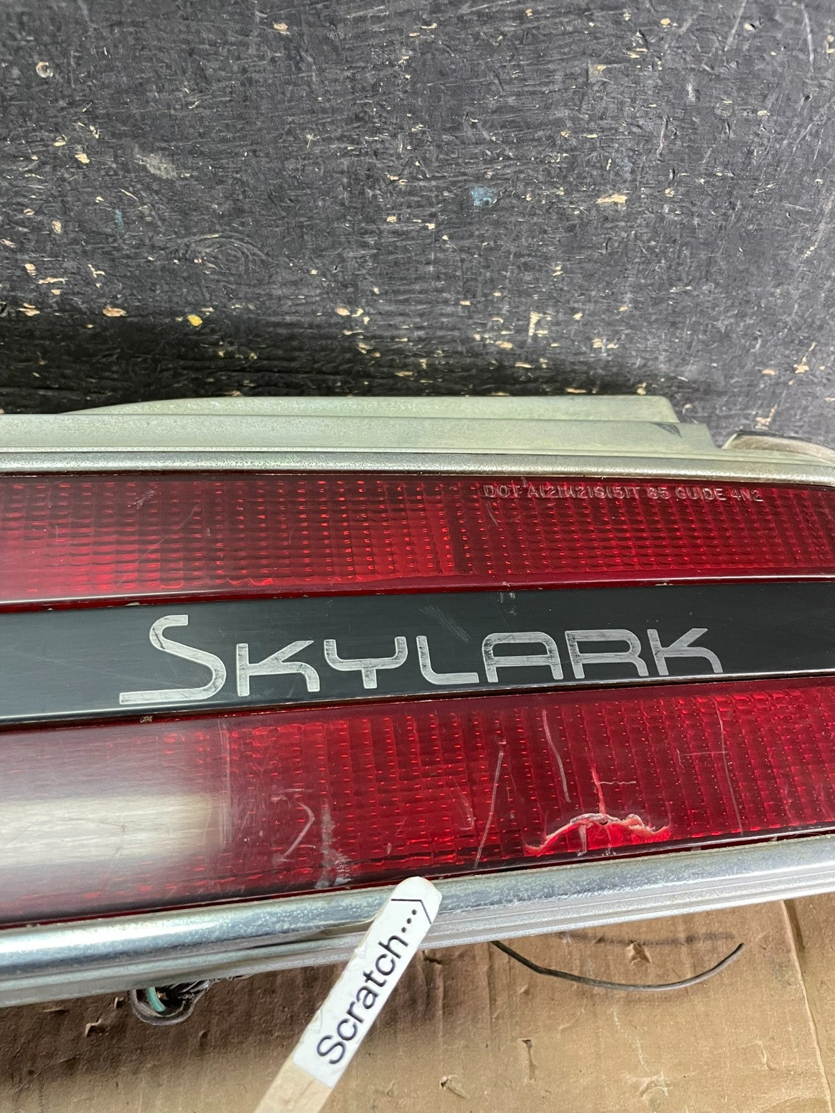 1986 to 1987 Buick Somerset Skylark Trunk Rear Center Tail Light Panel Z5924 DG6