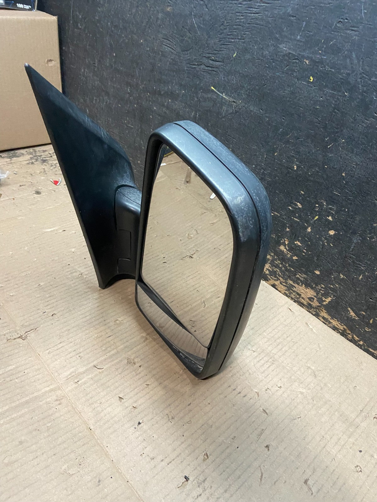 2007 to 2018 Mercedes-Benz Sprinter Left Driver Side View Door Mirror X7720 MS11