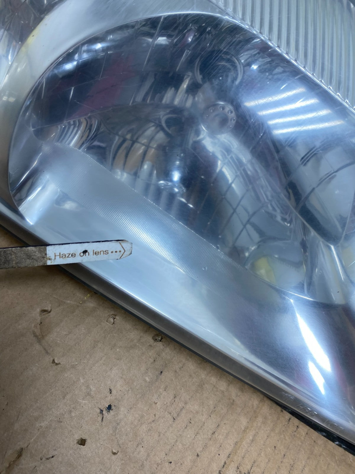 2000 to 2005 Mercury Sable Left+Right Side Halogen Headlights AI8747 DW5