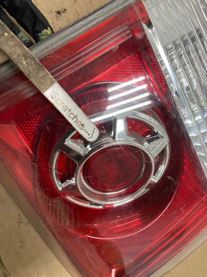 2007 to 2012 GMC Acadia Left Driver Lh Side Tail Light Inner AG8340 LK3