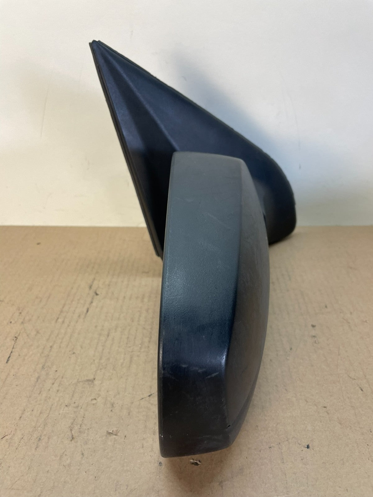 2003 to 2009 Kia Sorento Right Passenger View Door Mirror AI4146 DG7