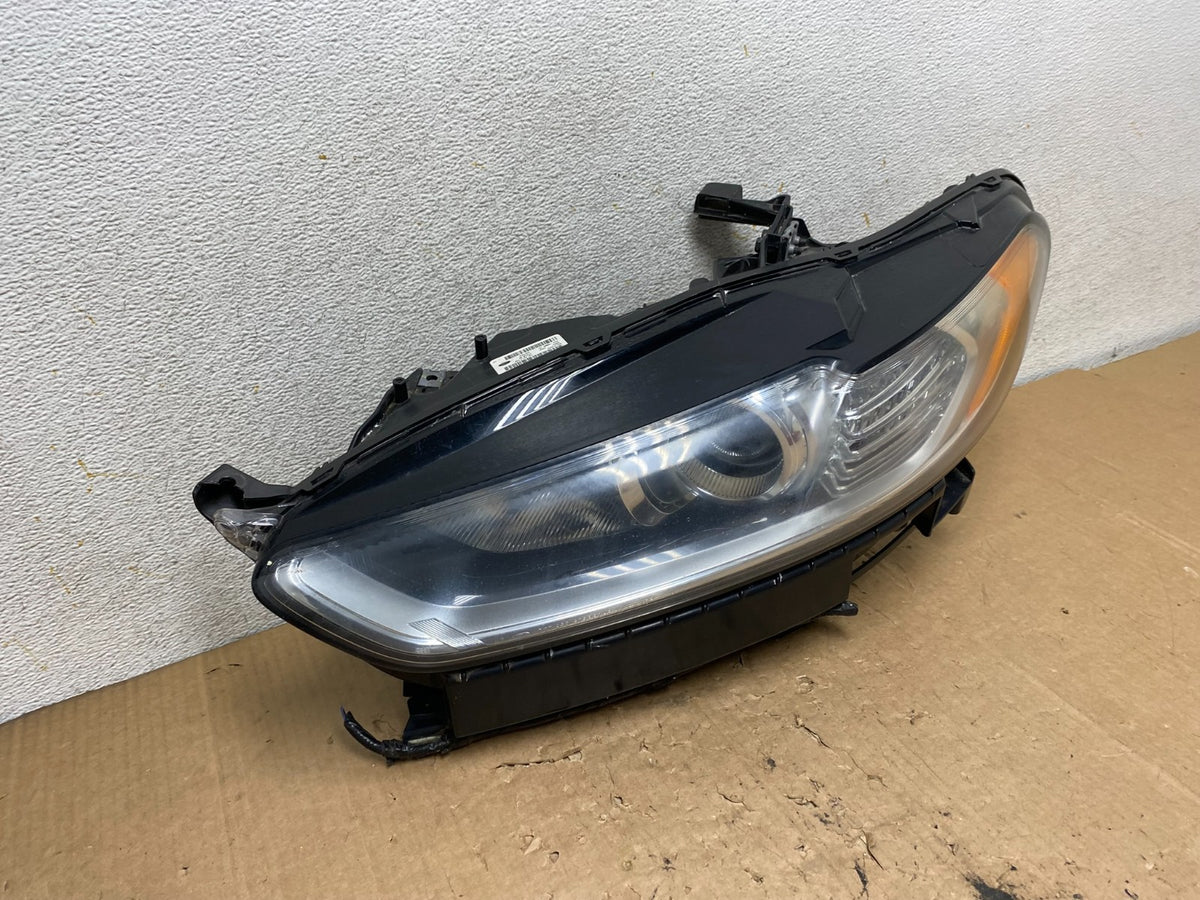 2013 to 2016 Ford Fusion Left Driver Lh Side Headlight AI9107 DW2