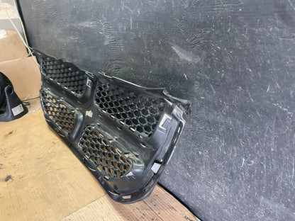 2011 to 2015 Dodge RAM VAN Front Upper Grill Grille Oem R0045 DG7